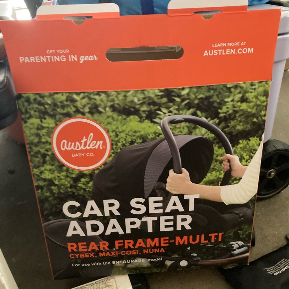 Car Seat Adapter - Black